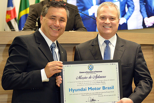 Clínica Hyundai de Futebol Infantil recebe moção de aplausos na Câmara de Vereadores de Piracicaba