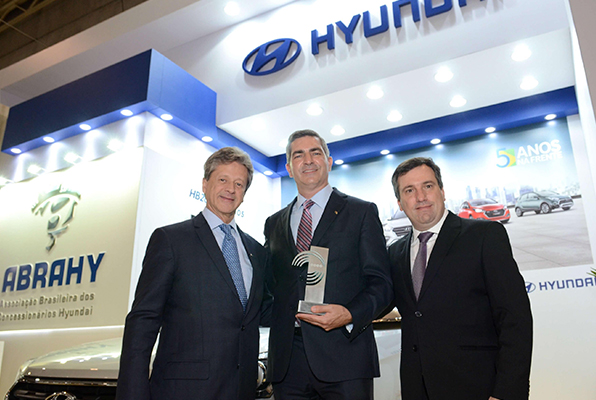 Hyundai Motor Brasil é eleita Marca do Ano pela Fenabrave