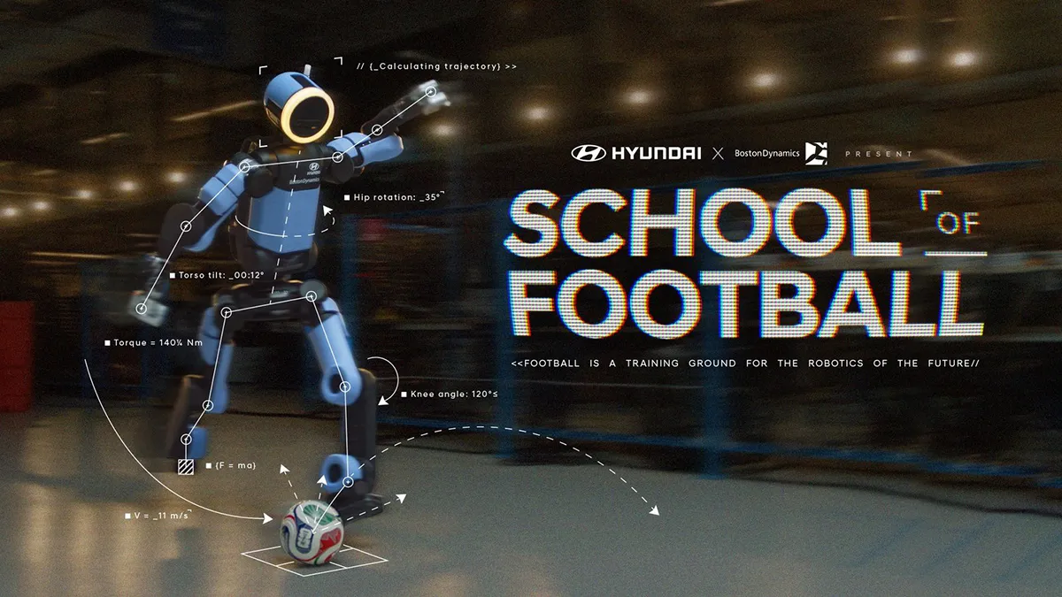 Robô Atlas chutando uma bola de futebol. Texto da imagem: School of Football. Football is a training ground for the robotics of the future.