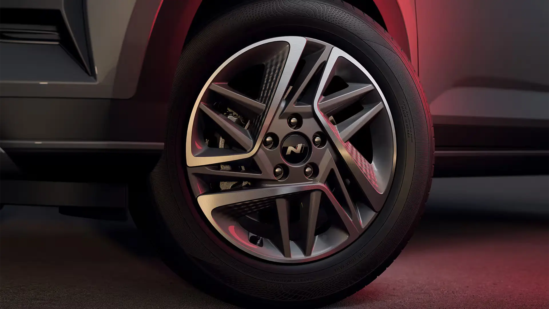 Rodas de liga leve diamantadas do Novo Hyundai CRETA N Line.
