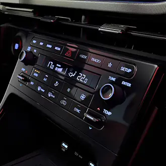 Ar-condicionado automático digital de duas zonas do Novo Hyundai CRETA N Line.