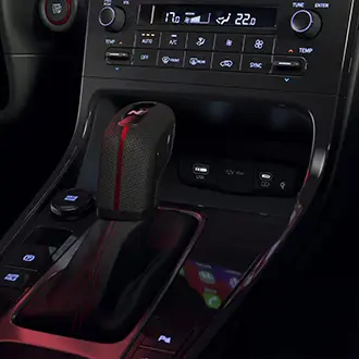 Manopla de câmbio com acabamento de couro Novo Hyundai CRETA.