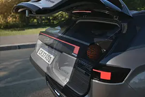 Porta-malas com fechamento automático Novo Hyundai CRETA.