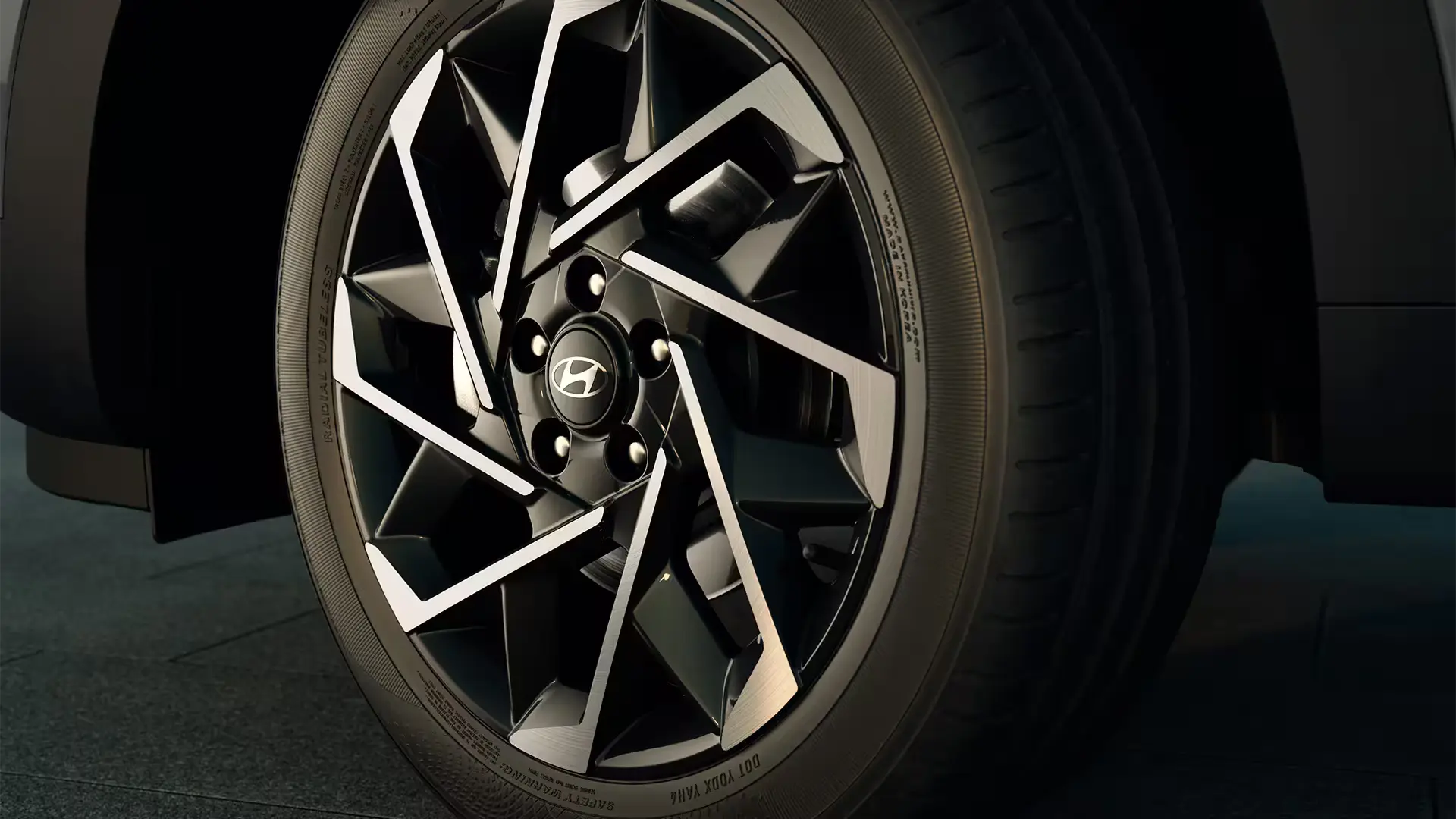 Rodas de liga leve diamantadas do Novo Hyundai CRETA.