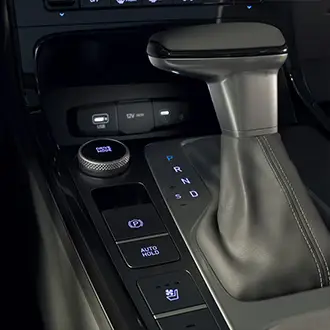 Manopla de câmbio com acabamento de couro Novo Hyundai CRETA.